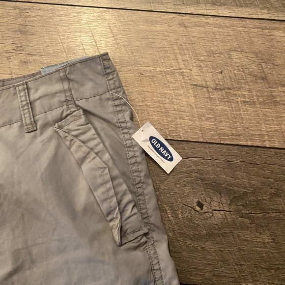 🖤NWT Old Navy Men’s Gray Cargo Shorts Size 34 - Picture 3 of 11